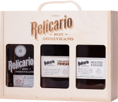 Set Relicario Ron Dominicano v drevenej krabici 2,1l (set 1 x 0.7 l, 1 x 0.7 l, 1 x 0.7 l)